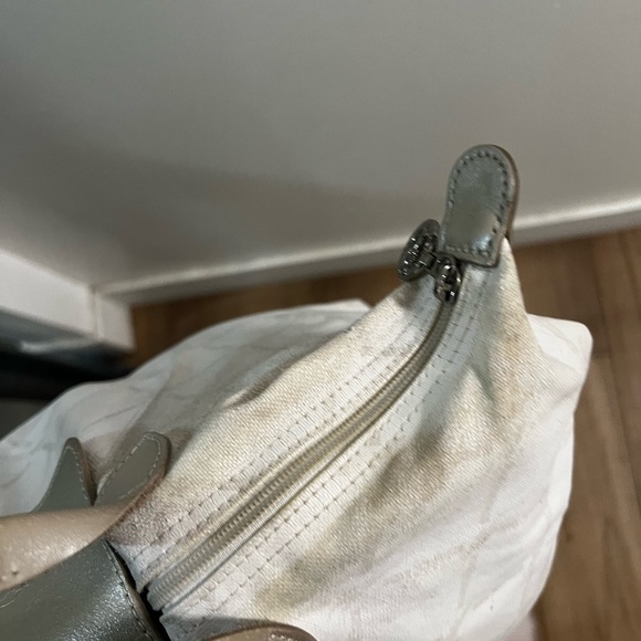 Longchamp White and Silver Tote Bag - Picture 5 of 9